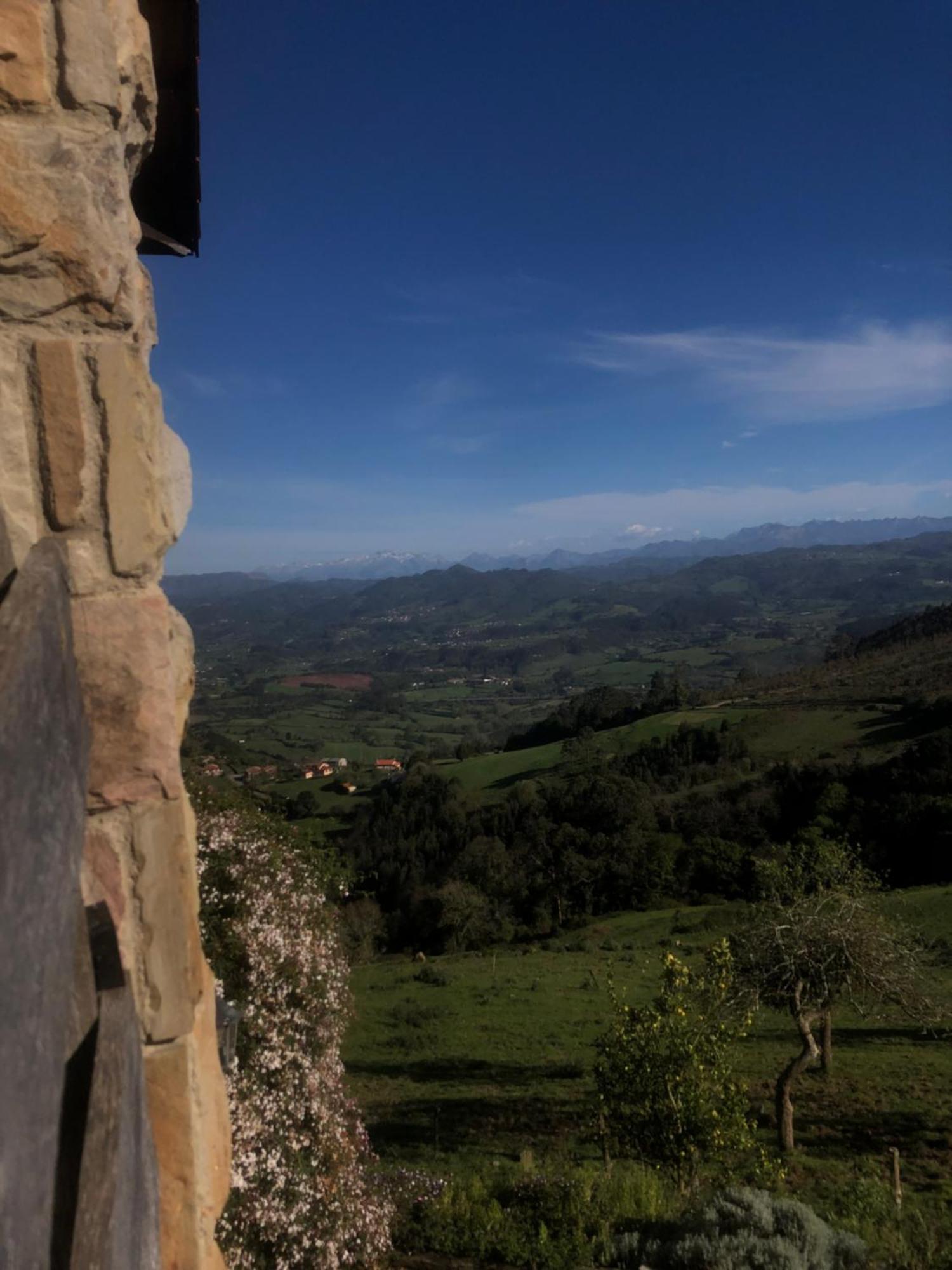 Alojamientos Rurales Pena Crespa Tresvilla Exterior foto