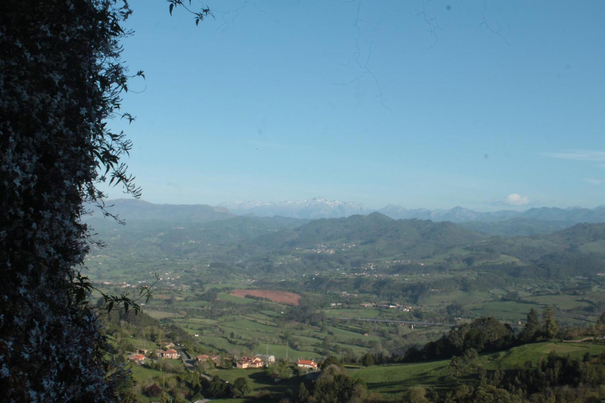 Alojamientos Rurales Pena Crespa Tresvilla Exterior foto